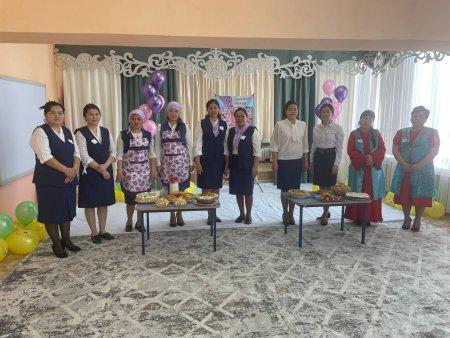 "Өнерлі тәрбиеші-өрге жүзер" сайысы