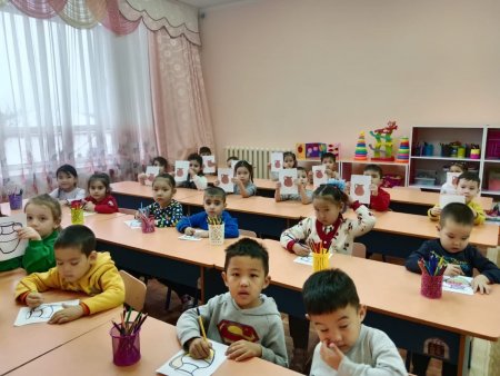 Шығармашылық дағдыларын зерттеу іс-әрекетін дамыту (сөйлеуді дамыту, қоршаған ортамен танысу, сурет салу, жапсыру)