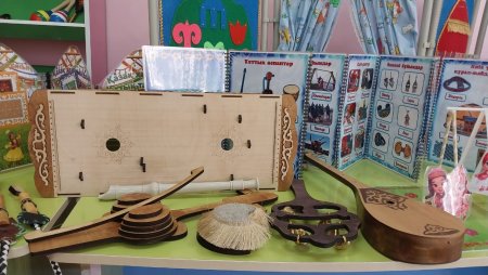 "Тәуелсіз елім" көрмесі Көлемді, 3D макеттер, кескіндемелер, т.б.